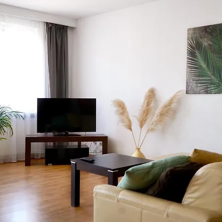 Plac 14 80 M2 Z Balkonem Centrum