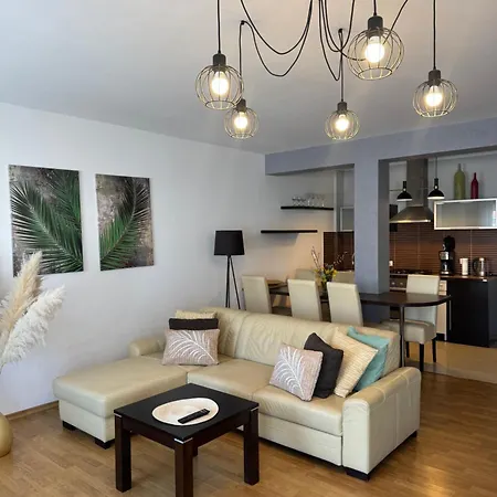 Plac 14 80 M2 Z Balkonem Centrum Appartamento *